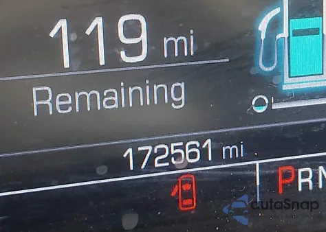 2017 Chevrolet Impala 1Lt z USA, uszkodzony, nr VIN 1G1105S3XHU167360